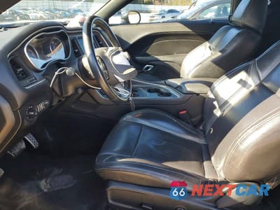 Zdjęcie 7 z 11 samochodu: 2018 DODGE CHALLENGER SXT VIN:2C3CDZAG0JH333883 - miniatura