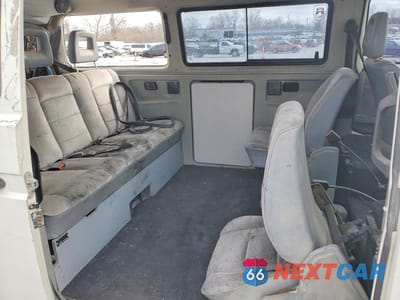 Zdjęcie 11 z 12 samochodu: 1990 VOLKSWAGEN VANAGON BUS VIN:WV2YB0256LH083575 - miniatura
