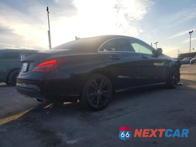 Trzecie zdjęcie samochodu z tyłu: 2018 MERCEDES-BENZ CLA 250 VIN:WDDSJ4EB8JN600198 - miniatura