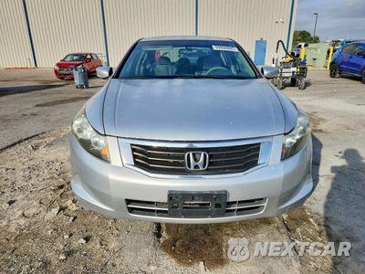 Piąte zdjęcie samochodu w środku: 2010 HONDA ACCORD LX VIN:1HGCP2F36AA017730 - miniatura