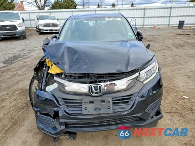 Piąte zdjęcie samochodu w środku: 2021 HONDA HR-V LX VIN:3CZRU6H37MM740896 - miniatura