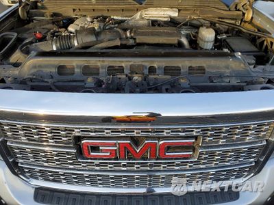 Zdjęcie 11 z 12 samochodu: 2018 GMC SIERRA K2500 DENALI VIN:1GT12UEYXJF188612 - miniatura