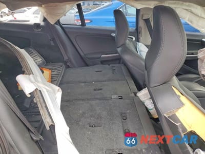 Zdjęcie 10 z 12 samochodu: 2015 VOLVO V60 PREMIER VIN:YV140MEB4F1196069 - miniatura