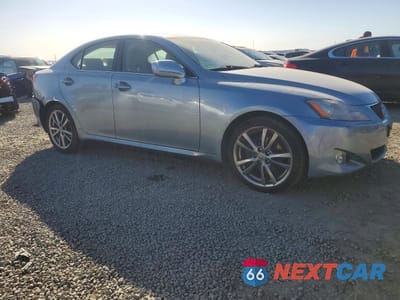 Czwarte zdjęcie samochodu z boku: 2008 LEXUS IS 250 VIN:JTHBK262582062404 - miniatura
