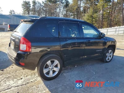 Trzecie zdjęcie samochodu z tyłu: 2013 JEEP COMPASS SPORT VIN:1C4NJCBB4DD168791 - miniatura