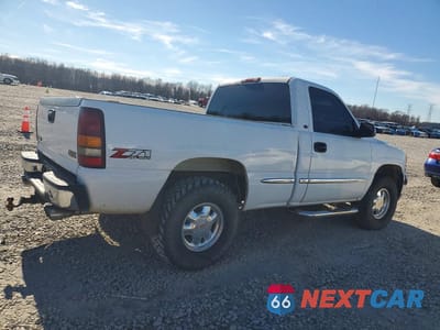 Trzecie zdjęcie samochodu z tyłu: 2000 GMC NEW SIERRA K1500 VIN:1GTEK14TXYZ322212 - miniatura