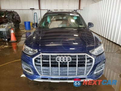 Piąte zdjęcie samochodu w środku: 2021 AUDI Q5 PREMIUM VIN:WA1AAAFY9M2052266 - miniatura