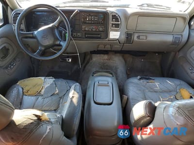 Zdjęcie 8 z 12 samochodu: 1999 CHEV TAHOE K1500 VIN:1GNEK13R3XJ365297 - miniatura