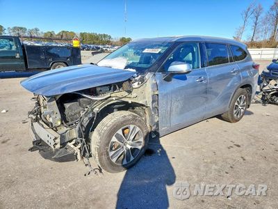 2022 TOYOTA HIGHLANDER HYBRID XLE 5TDGBRCH5NS082116 - główne zdjęcie licytacji z USA - miniatura