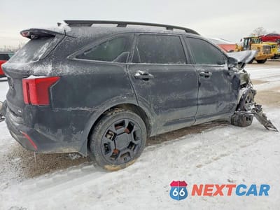 Trzecie zdjęcie samochodu z tyłu: 2025 KIA SORENTO SX VIN:5XYRKDJF5SG363306 - miniatura