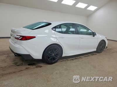 Trzecie zdjęcie samochodu z tyłu: 2025 TOYOTA CAMRY XSE VIN:4T1DAACK7SU011795 - miniatura