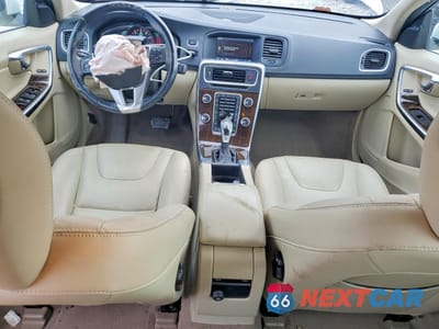 Zdjęcie 8 z 14 samochodu: 2015 VOLVO S60 PLATINUM VIN:YV140MFD8F1313149 - miniatura