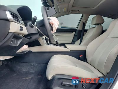 Zdjęcie 7 z 13 samochodu: 2018 HONDA ACCORD EX VIN:1HGCV1F43JA143262 - miniatura