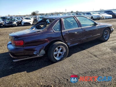 Trzecie zdjęcie samochodu z tyłu: 1996 CHEVROLET CAPRICE / IMPALA CLASSIC SS VIN:1G1BL52P2TR125985 - miniatura