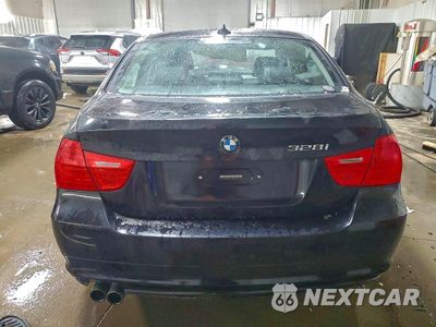Zdjęcie 6 z 12 samochodu: 2011 BMW 328 XI VIN:WBAPK7C50BA974693 - miniatura