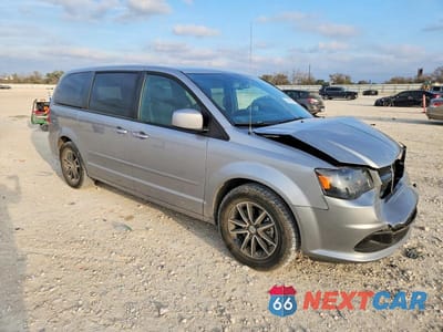 Czwarte zdjęcie samochodu z boku: 2016 DODGE GRAND CARAVAN SE VIN:2C4RDGBG5GR348133 - miniatura
