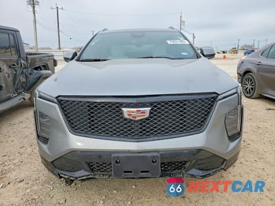 Piąte zdjęcie samochodu w środku: 2024 CADILLAC XT4 SPORT VIN:1GYFZER48RF241716 - miniatura