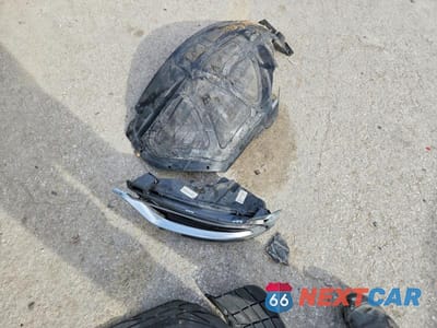 Zdjęcie 12 z 12 samochodu: 2020 CHRYSLER 300 LIMITED VIN:2C3CCAKG8LH116961 - miniatura