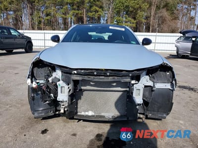 Piąte zdjęcie samochodu w środku: 2024 ALFA ROMEO GIULIA TI VIN:ZARFAMBN2R7677584 - miniatura