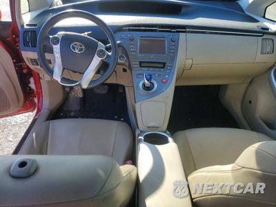 Zdjęcie 8 z 12 samochodu: 2013 TOYOTA PRIUS VIN:JTDKN3DU6D0354586 - miniatura