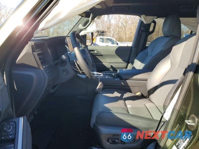 Zdjęcie 7 z 12 samochodu: 2025 LEXUS GX 550 LUXURY VIN:JTJVBCDX6S5050316 - miniatura