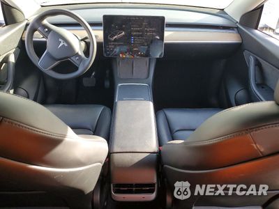 Zdjęcie 8 z 14 samochodu: 2022 TESLA MODEL Y VIN:7SAYGDEE6NF396165 - miniatura