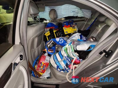 Zdjęcie 10 z 13 samochodu: 2007 MERCEDES-BENZ C 230 VIN:WDBRF52H77F874194 - miniatura