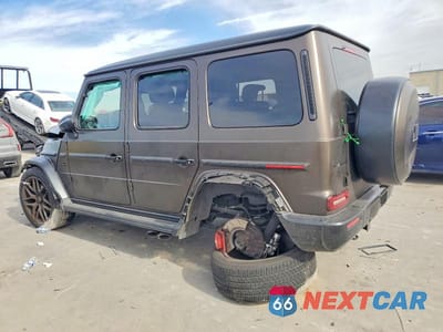 Drugie zdjęcie samochodu z przodu: 2025 MERCEDES-BENZ G 63 AMG VIN:W1NWH5AB8SX019379 - miniatura