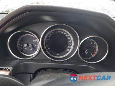 Zdjęcie 9 z 12 samochodu: 2014 MERCEDES-BENZ E 350 4MATIC VIN:WDDHF8JB1EB048253 - miniatura
