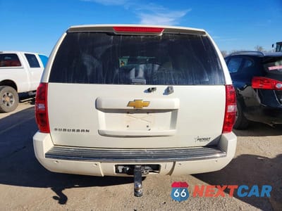 Zdjęcie 6 z 13 samochodu: 2014 CHEVROLET SUBURBAN K1500 LTZ VIN:1GNSKKE70ER163214 - miniatura