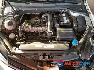 Zdjęcie 11 z 12 samochodu: 2019 VOLKSWAGEN GOLF S VIN:3VWG57AU7KM010659 - miniatura