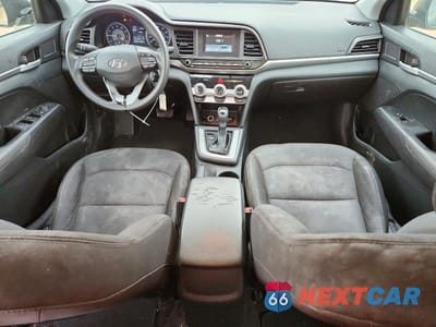 Zdjęcie 8 z 11 samochodu: 2019 HYUNDAI ELANTRA SE VIN:5NPD74LF8KH496711 - miniatura