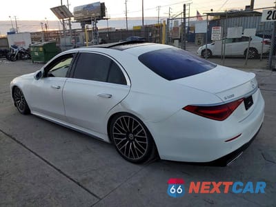 Drugie zdjęcie samochodu z przodu: 2022 MERCEDES-BENZ S 500 4MATIC VIN:W1K6G6DB4NA105720 - miniatura