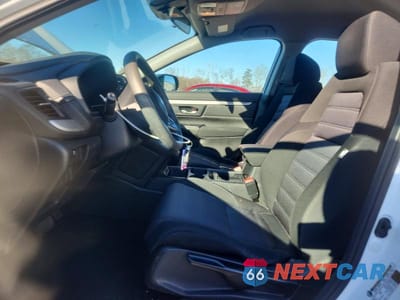 Zdjęcie 7 z 12 samochodu: 2021 HONDA CR-V SE VIN:7FARW1H72ME023434 - miniatura