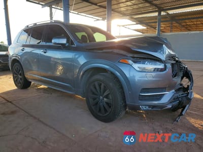 Czwarte zdjęcie samochodu z boku: 2018 VOLVO XC90 T6 VIN:YV4A22PK0J1207384 - miniatura