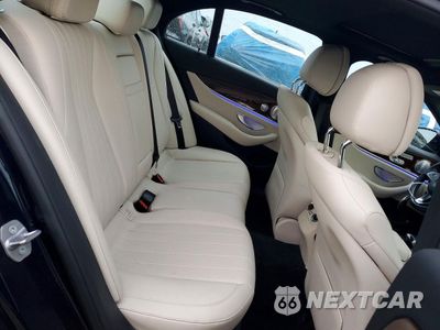 Zdjęcie 10 z 12 samochodu: 2017 MERCEDES-BENZ E 300 4MATIC VIN:WDDZF4KB2HA024906 - miniatura
