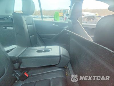 Zdjęcie 11 z 14 samochodu: 2015 VOLKSWAGEN TIGUAN S VIN:WVGBV7AX1FW517260 - miniatura