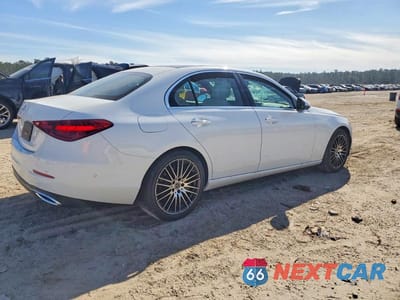 Trzecie zdjęcie samochodu z tyłu: 2026 MERCEDES-BENZ C 300 VIN:W1KAF4GB1TR302534 - miniatura