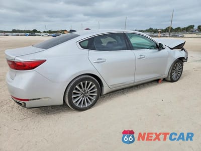 Trzecie zdjęcie samochodu z tyłu: 2017 KIA CADENZA PREMIUM VIN:KNALB4J12H5052120 - miniatura