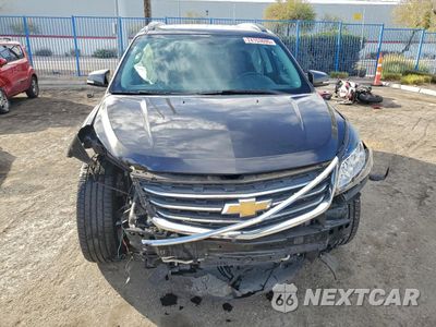 Piąte zdjęcie samochodu w środku: 2017 CHEVROLET TRAVERSE LT VIN:1GNKRGKD0HJ328412 - miniatura