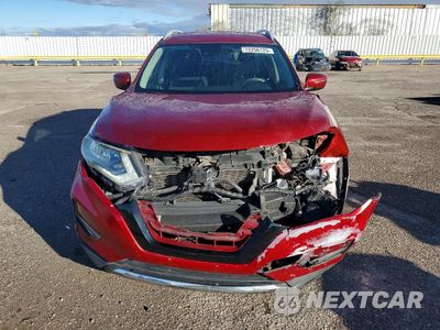 Piąte zdjęcie samochodu w środku: 2019 NISSAN ROGUE S VIN:5N1AT2MT6KC722615 - miniatura