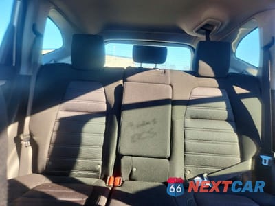 Zdjęcie 10 z 12 samochodu: 2021 HONDA CR-V SE VIN:7FARW1H72ME023434 - miniatura