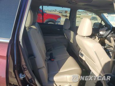 Zdjęcie 11 z 12 samochodu: 2016 HONDA PILOT TOURING VIN:5FNYF5H99GB056175 - miniatura