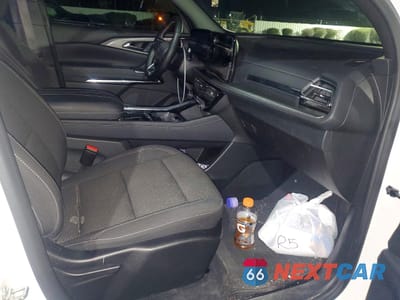 Zdjęcie 13 z 14 samochodu: 2024 CHEVROLET TRAVERSE L VIN:1GNEREKS8RJ179121 - miniatura