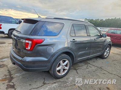 Trzecie zdjęcie samochodu z tyłu: 2019 FORD EXPLORER XLT VIN:1FM5K7D8XKGB34514 - miniatura