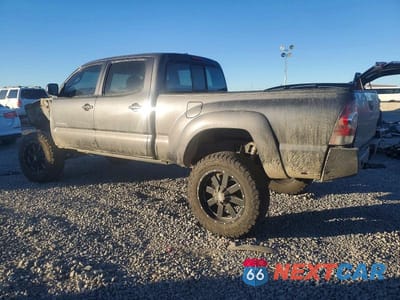 Drugie zdjęcie samochodu z przodu: 2010 TOYOTA TACOMA V6 VIN:3TMMU4FN0AM023048 - miniatura