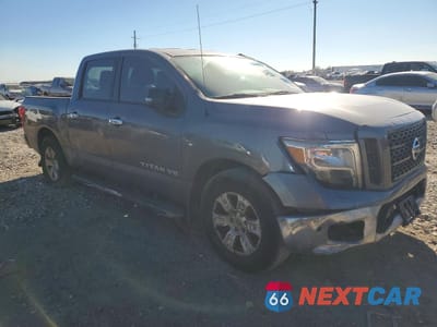 Czwarte zdjęcie samochodu z boku: 2019 NISSAN TITAN 2WD V8 CREW CAB 5.6L SV VIN:1N6AA1E68KN503606 - miniatura
