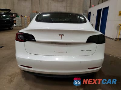 Zdjęcie 6 z 12 samochodu: 2018 TESLA MODEL 3 AWD 4D SEDAN LONG RANGE BATTERY VIN:5YJ3E1EB0JF085388 - miniatura