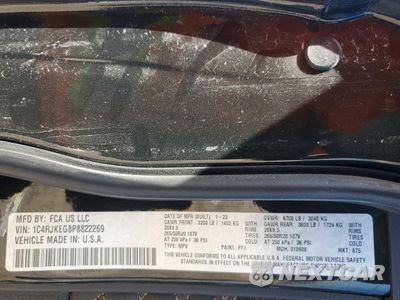 Zdjęcie 13 z 13 samochodu: 2023 JEEP GRAND CHEROKEE L SUMMIT VIN:1C4RJKEG8P8822269 - miniatura