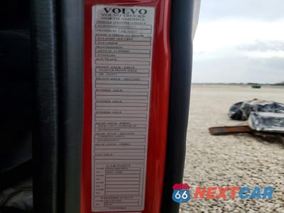 Zdjęcie 10 z 10 samochodu: 2021 VOLVO VN VNL - SEMI TRUCK VIN:4V4NC9EHXMN221277 - miniatura